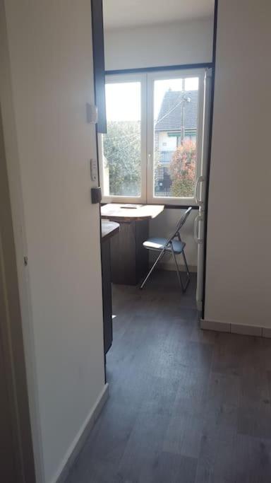 Studio 2 Lits Jumeaux 1 Station Tram Aeroport Orly Athis-Mons Exterior photo
